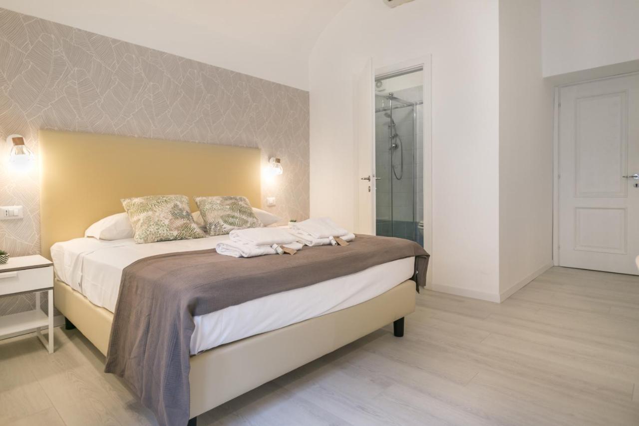 White Candia Guesthouse Rome Exterior photo